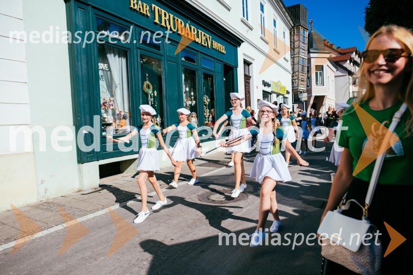 Pivo in cvetje 2022, zaključna povorka, LAŠKO