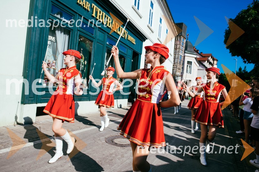 Pivo in cvetje 2022, zaključna povorka, LAŠKO