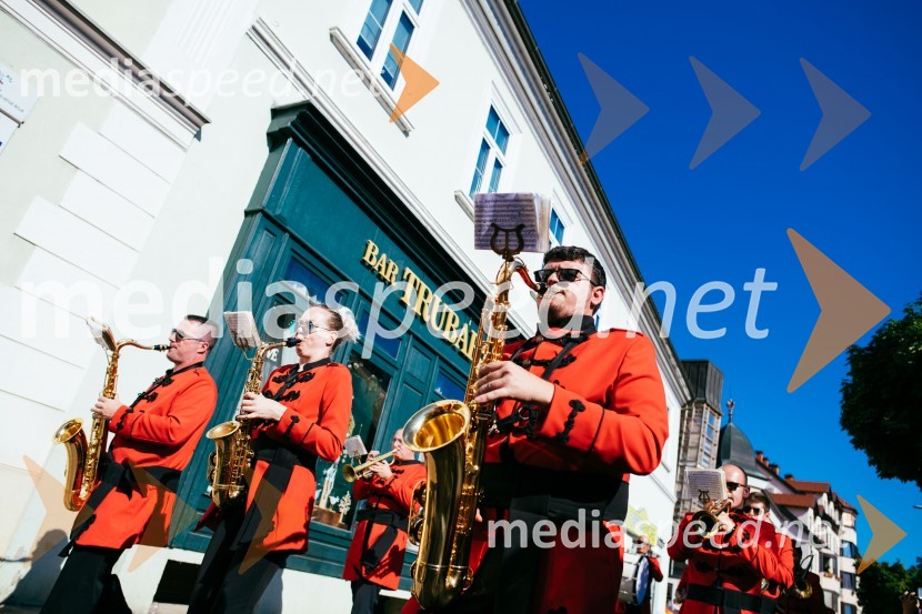 Pivo in cvetje 2022, zaključna povorka, LAŠKO