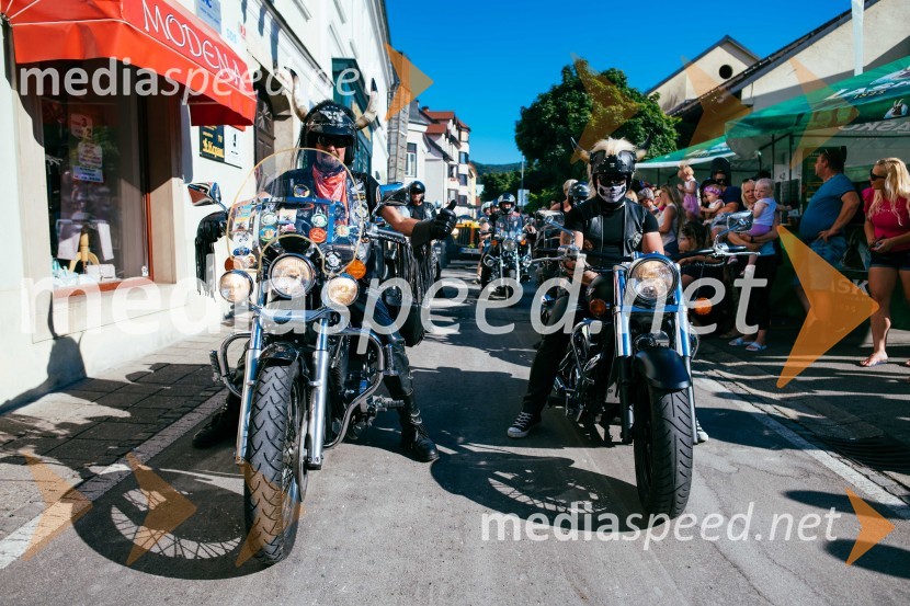Pivo in cvetje 2022, zaključna povorka, LAŠKO