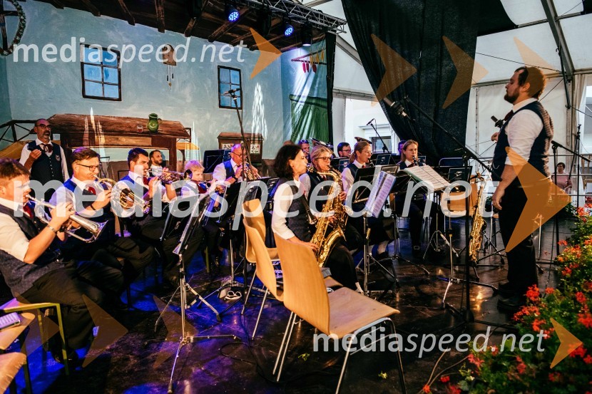 Pivo in cvetje 2022, zaključna povorka, LAŠKO