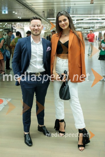   Kristjan Podgornik, poslovnez in lastnik blagovne znamke Golden Experience;  Vesna Ponorac, igralkaGlasbeni kritik John Malkovich, Festival Ljubljana 2022