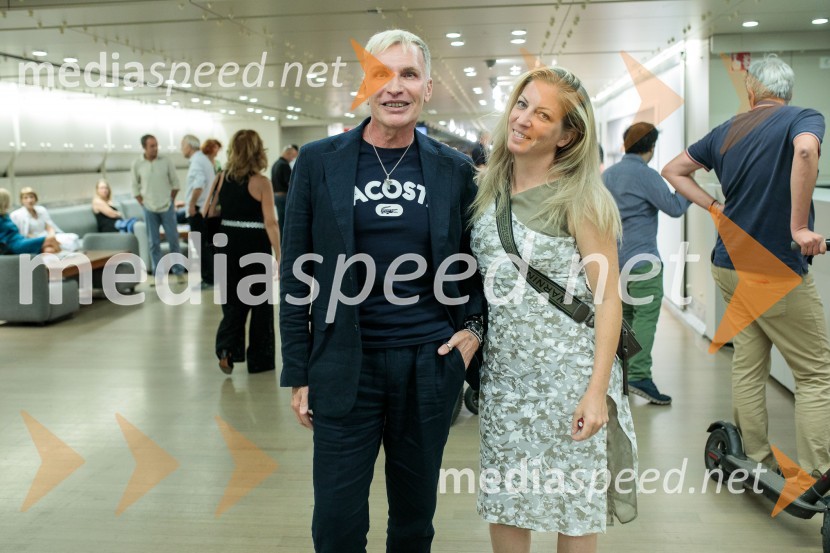   Igor  Jelen-Iggy, koreograf, lastnik plesnega centra Igen;  Maja Plahutnik Nahtigal, predstavnica Turističnega združenja Portorož in soustvarjalka festivala FeNS,Glasbeni kritik John Malkovich, Festival Ljubljana 2022