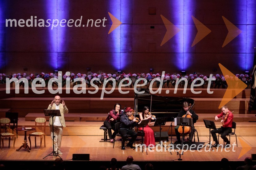 Glasbeni kritik John Malkovich, Festival Ljubljana 2022