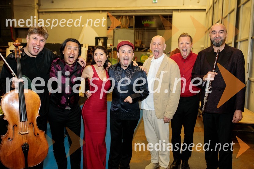  Thomas Carroll, violončelo;  Hyung-ki Joo, pianist;  Kim So-Ock, violinistka;  Aleksey Igudesman, violinist;  John Malkovich, igralec;  Max Baillie, glasbenik;  Massimo Mercelli, flavtistGlasbeni kritik John Malkovich, Festival Ljubljana 2022