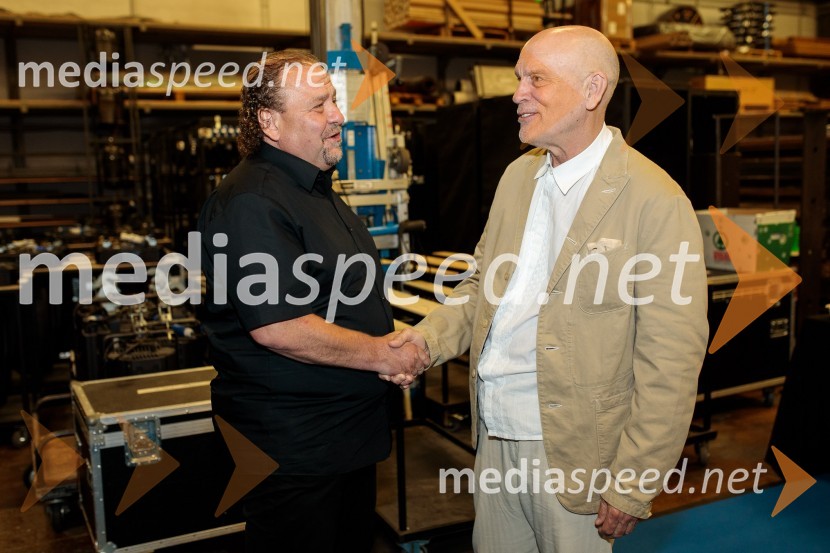  Darko  Brlek, direktor in umetniški vodja, Festival Ljubljana;  John Malkovich, igralecGlasbeni kritik John Malkovich, Festival Ljubljana 2022