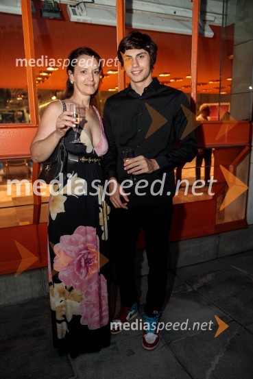 dr. Mateja Gaber, predsednica Akademskega zbora Filozofske fakultete;  Nil  Jovanović,  košarkar OlimpijeOpera Carmen, Festival Ljubljana 2022