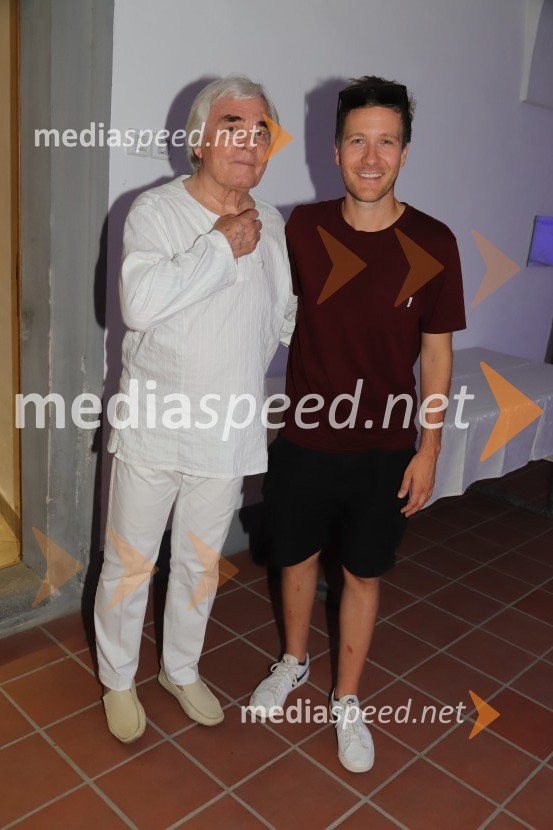  Lado  Leskovar, pevec in ambasador Unicef;  Klemen Slakonja, igralec, komik in TV voditeljPevski solisti z Big bandom RTV Slovenije na Festivalu Arsana