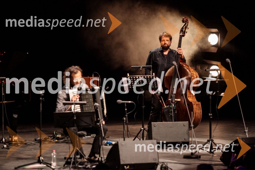  Marko Hatlak, glasbenik;  Luka Herman Gaiser, kontrabas100 let Astorja Piazzolle, MARKO HATLAK & FUNtango, Festival Ljubljana
