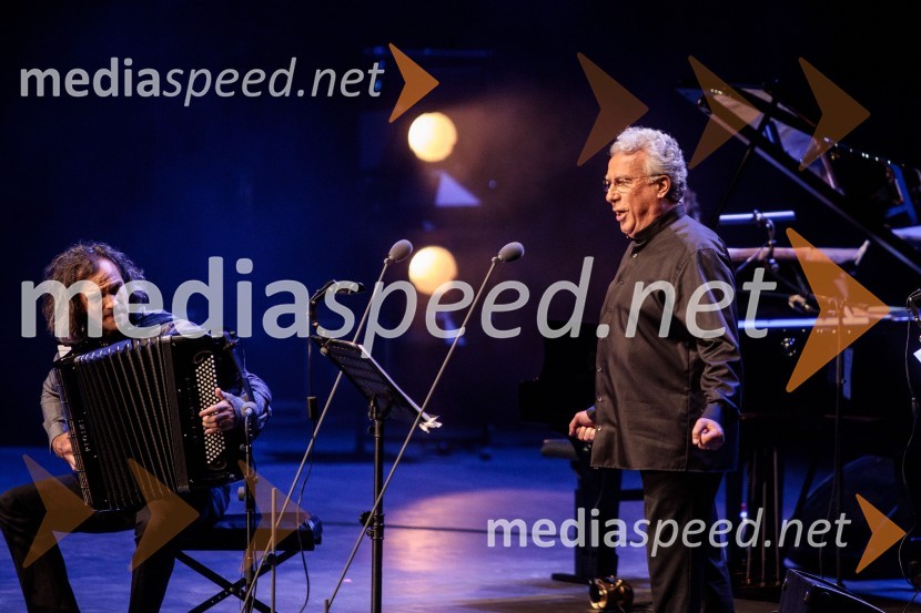  Marko Hatlak, glasbenik;  Marcos Fink, operni pevec100 let Astorja Piazzolle, MARKO HATLAK & FUNtango, Festival Ljubljana