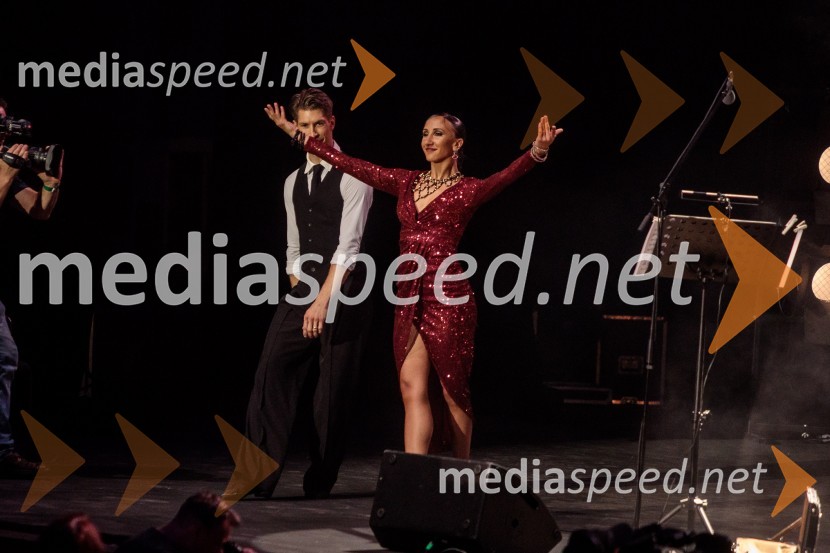  Miha Vodičar, plesalec;  Nika Bagon, plesalka100 let Astorja Piazzolle, MARKO HATLAK & FUNtango, Festival Ljubljana