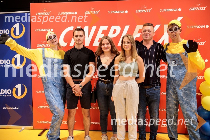 Mala rumena bitja s hlačami na naramnice napolnila Cineplexx