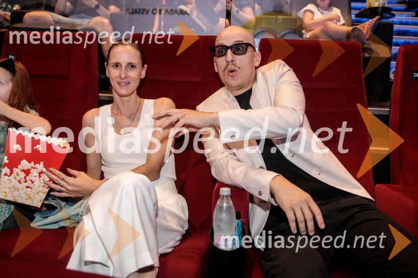  Petra Mueller;  Matevž Mueller, sinhronizatorMala rumena bitja s hlačami na naramnice napolnila Cineplexx