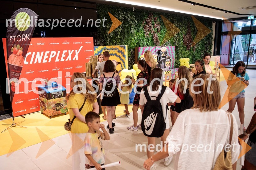 Mala rumena bitja s hlačami na naramnice napolnila Cineplexx