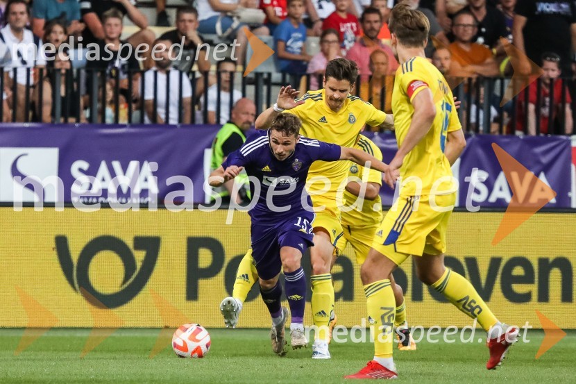  Jan Repas, nogometaš;  ... ;  ... Nogometna tekma NK Maribor - HJK Helsinki