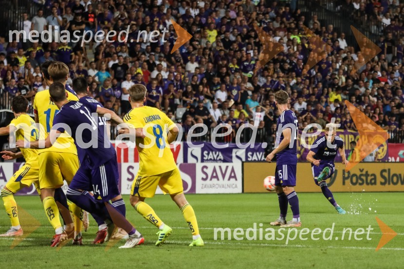 Nogometna tekma NK Maribor - HJK Helsinki