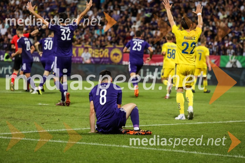  Marko Božić, nogometaš NK MariborNogometna tekma NK Maribor - HJK Helsinki