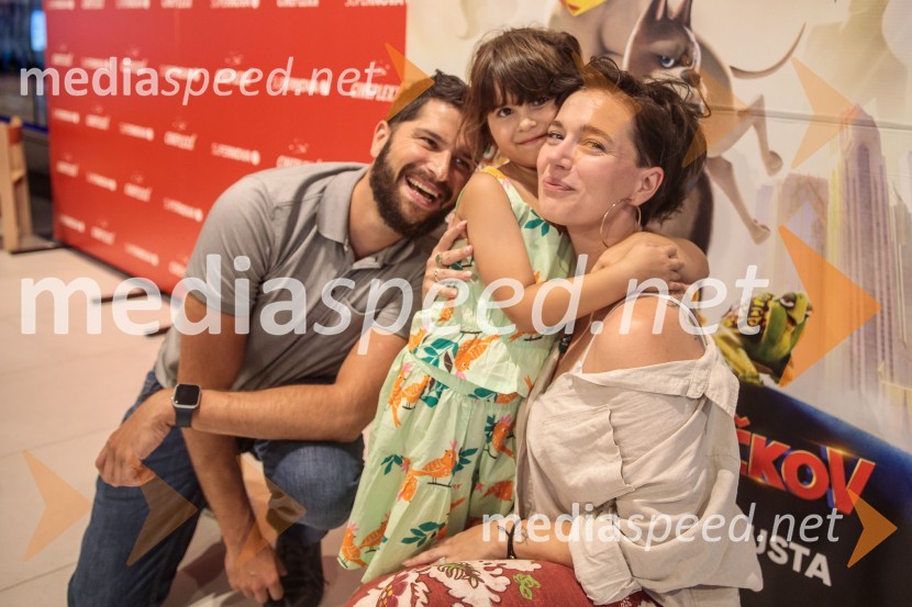  Uroš Bitenc, moderator, vplivneš;  Antea Mramor Bitenc, igralka, voditeljicaPremiera DC liga super ljubljenčkov, Cineplexx Ljubljana