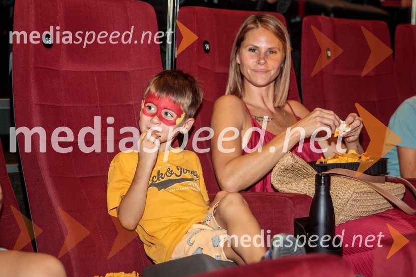  Teja  Jugovic, spletna vplivnica, Cool mamacitaPremiera DC liga super ljubljenčkov, Cineplexx Ljubljana