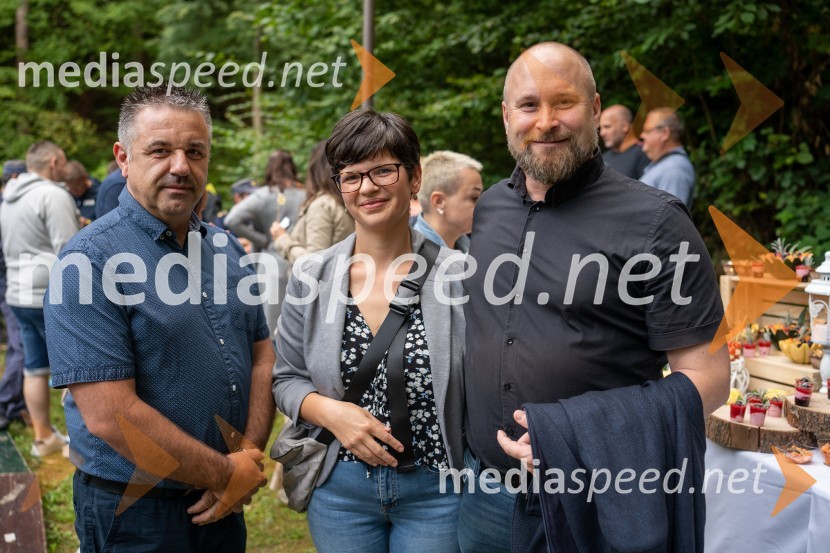 Crvena jabuka, Letni oder Ruše 2022