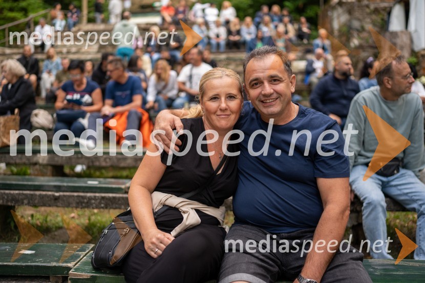 Crvena jabuka, Letni oder Ruše 2022