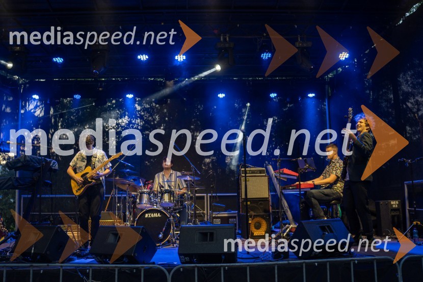 Crvena jabuka, Letni oder Ruše 2022