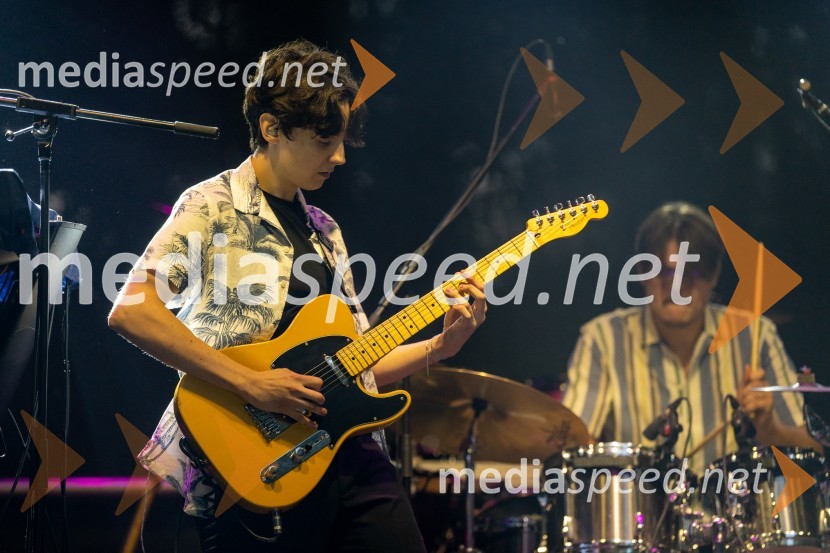 Crvena jabuka, Letni oder Ruše 2022