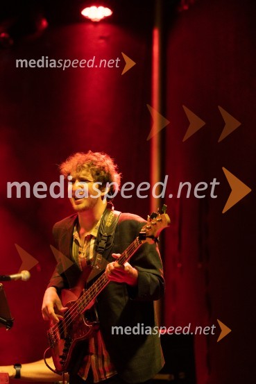 Crvena jabuka, Letni oder Ruše 2022