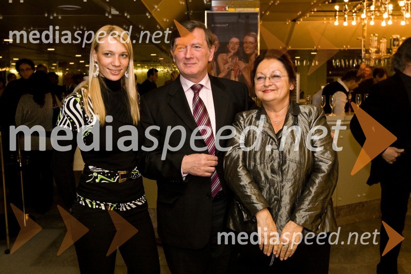 Ana Šinkovec, pianistka in kulturna urednica časopisa Slovenian Times, Uroš Lajovic, dirigent in ...Knez Igor, premiera opere