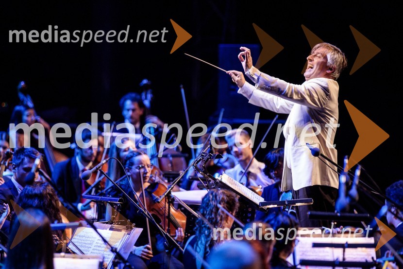  Osvald  Ferreira, dirigentMednarodni orkester Ljubljana, Festival Ljubljana 2022