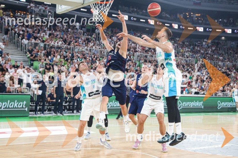 Pripravljalna košarkarska tekma Slovenija - Srbija