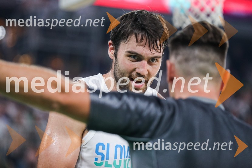 Pripravljalna košarkarska tekma Slovenija - Srbija