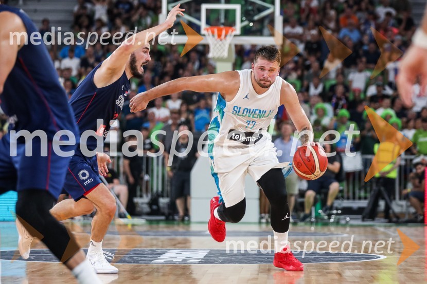  Luka  Dončić, košarkarPripravljalna košarkarska tekma Slovenija - Srbija