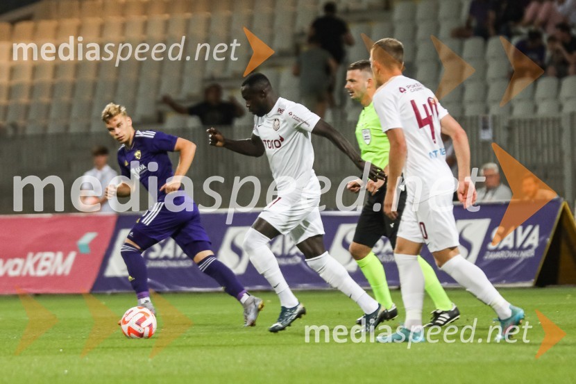  Aljaž Antolin, nogometaš, NK Maribor;  Bismark Adjei-Boateng, nogometaš, CFR Cluj;  ... ;  Lovro Cvek, nogometaš, CFR ClujNogometna tekma NK Maribor : CFR Cluj