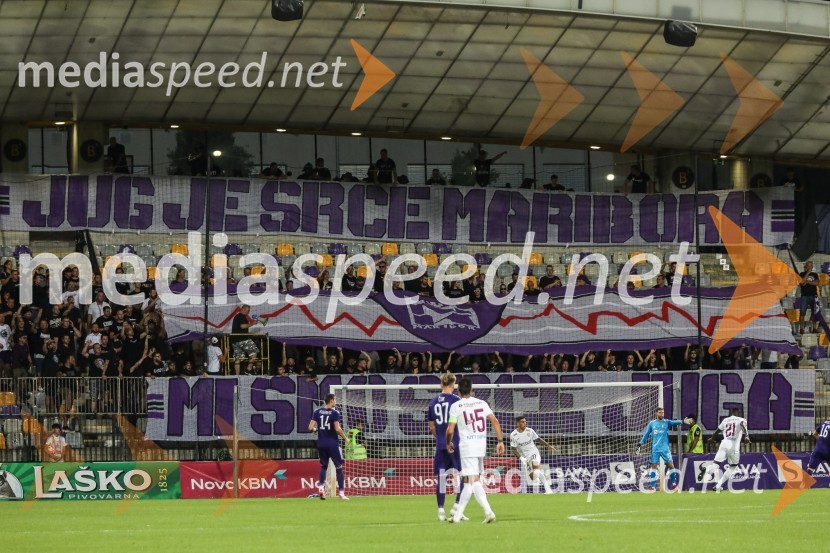 Nogometna tekma NK Maribor : CFR Cluj