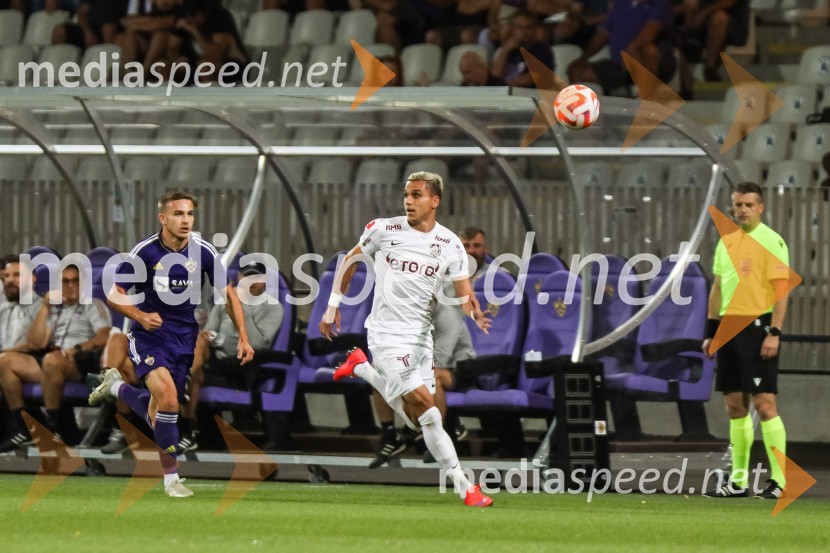  ... ;  Cristian Manea, nogometaš, CFR ClujNogometna tekma NK Maribor : CFR Cluj