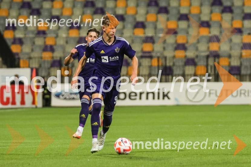  ... ;  Tine Čuk, nogometaš, NK MariborNogometna tekma NK Maribor : CFR Cluj