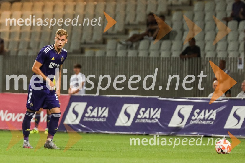  Aljaž Antolin, nogometaš, NK MariborNogometna tekma NK Maribor : CFR Cluj