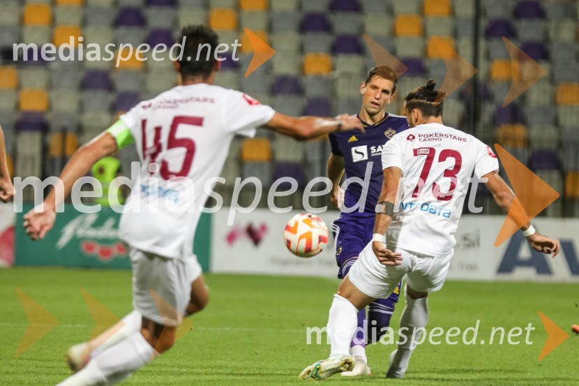  Mário Jorge Malico Paulino- Camora, nogometaš, CFR Cluj;  Vladan Vidaković, nogometaš, NK Maribor;  ... Nogometna tekma NK Maribor : CFR Cluj