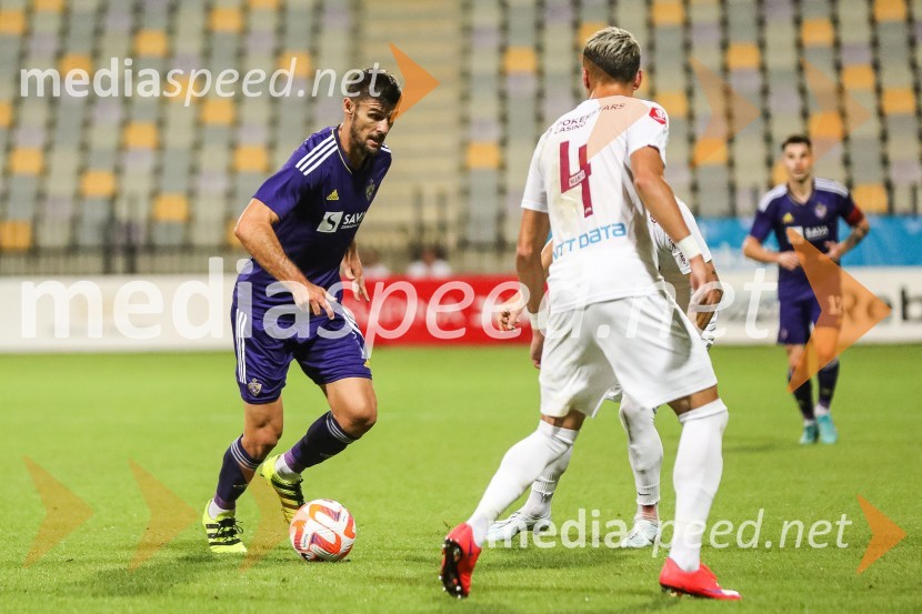  Vladan Vidaković, nogometaš, NK Maribor;  Cristian Manea, nogometaš, CFR ClujNogometna tekma NK Maribor : CFR Cluj