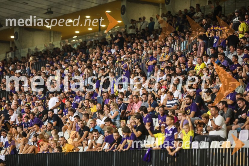 Nogometna tekma NK Maribor : CFR Cluj