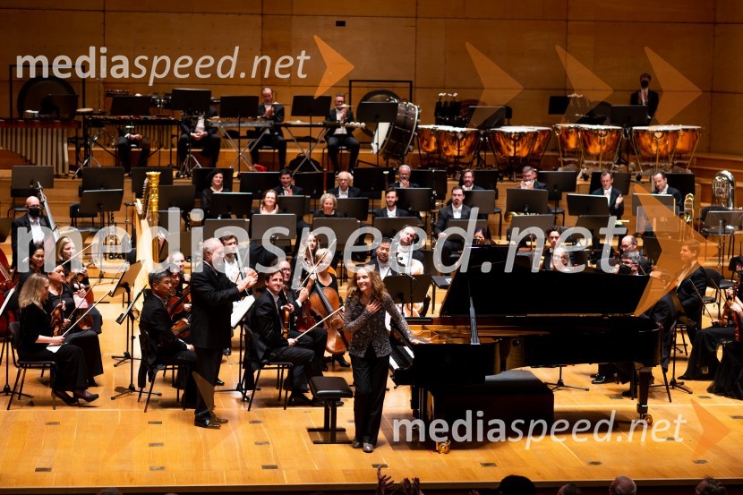  Manfred  Honeck, dirigent;  Hélène Grimaud, pianistkaPianistka HÉLÈNE GRIMAUD in Simfonični orkester iz Pittsburgha, Festival Ljubljana 2022