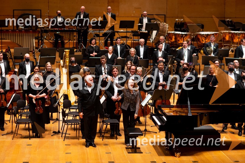  Manfred  Honeck, dirigent;  Hélène Grimaud, pianistkaPianistka HÉLÈNE GRIMAUD in Simfonični orkester iz Pittsburgha, Festival Ljubljana 2022