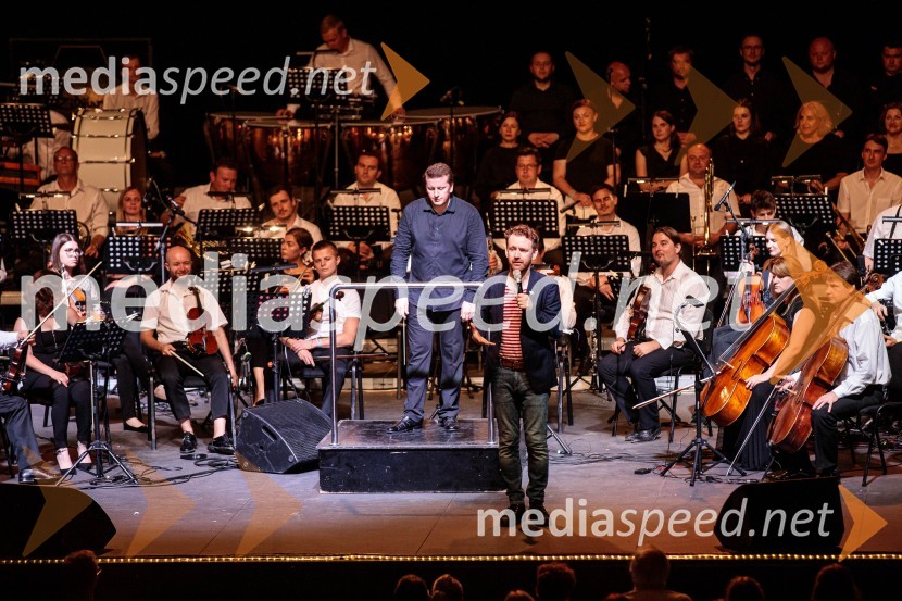  Taras  Martynyk, dirigent;  Chris Rankin, igralecČarobna glasba iz Harryja Potterja, Festival Ljubljana 2022