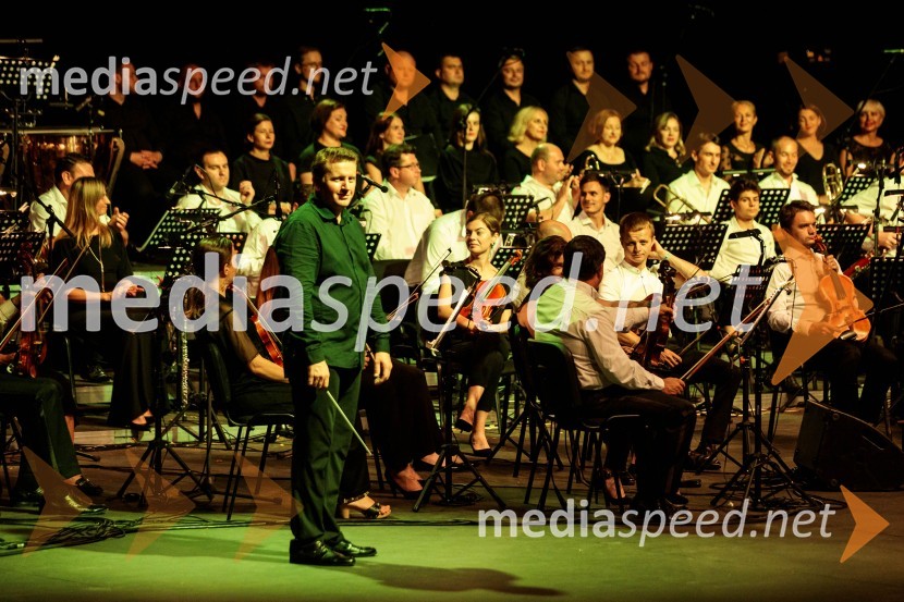  Taras  Martynyk, dirigentČarobna glasba iz Harryja Potterja, Festival Ljubljana 2022