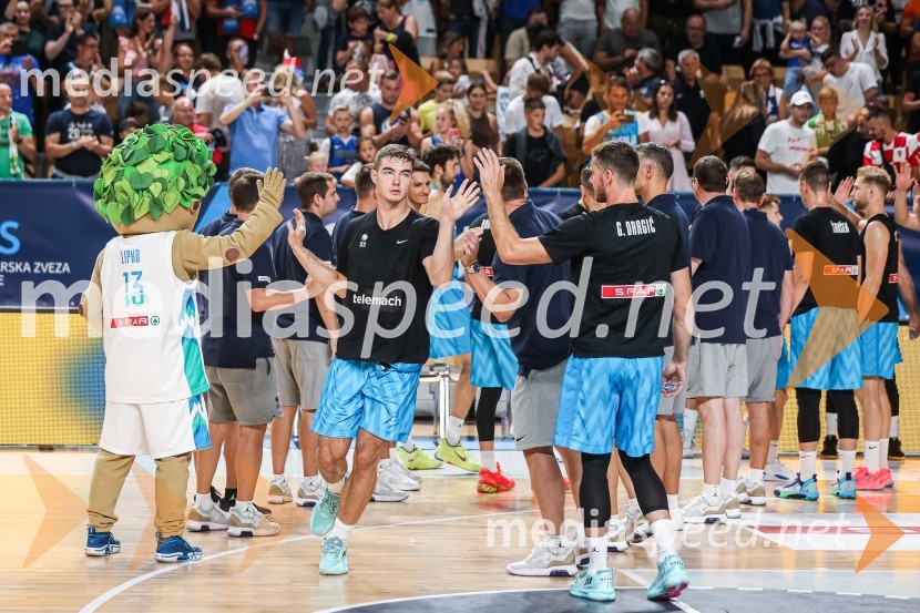  Žiga Samar, košarkarKošarkarska tekma Slovenija : Hrvaška