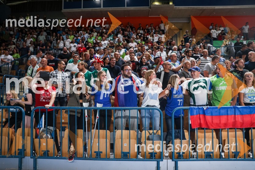 Košarkarska tekma Slovenija : Hrvaška