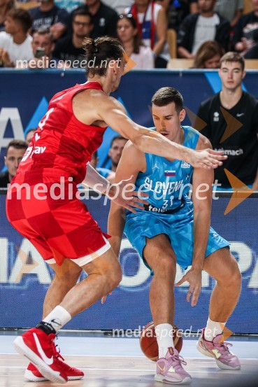  Dario Šarić, košarkar;  Vlatko Čančar, košarkarKošarkarska tekma Slovenija : Hrvaška