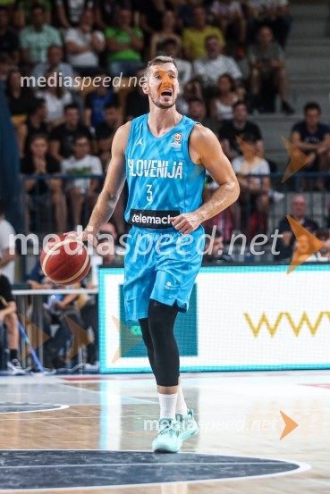  Goran Dragić, košarkarKošarkarska tekma Slovenija : Hrvaška