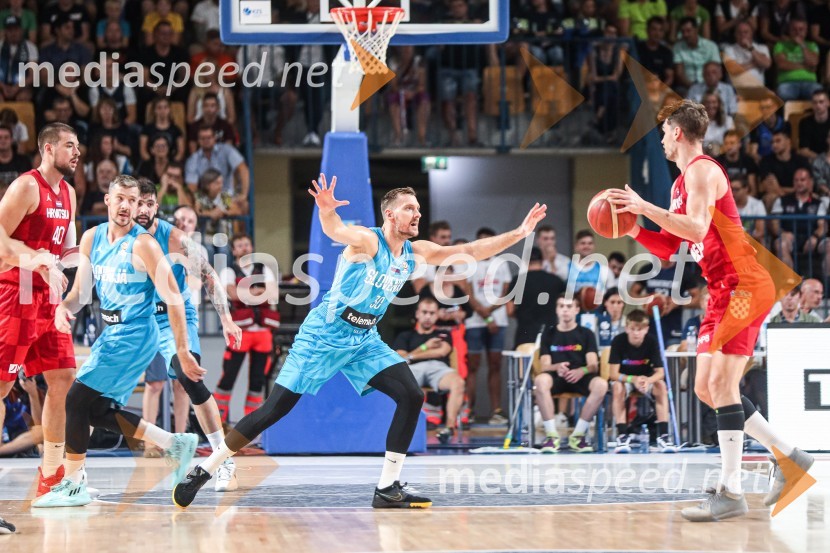 Zoran Dragić, košarkarKošarkarska tekma Slovenija : Hrvaška